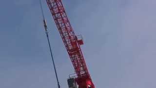 preview picture of video 'warm snow, just a construction crane'