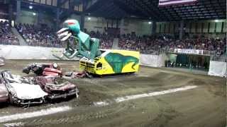 Transaurus Robot Machine That Eats and Demolishes Cars!