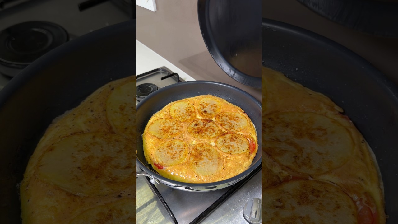 Yum-Pat Omlet Dürüm 🌯 Potato Omelette Wrap 🍳 Kahvaltı mı Kahve mi? #busezeynep #omelette