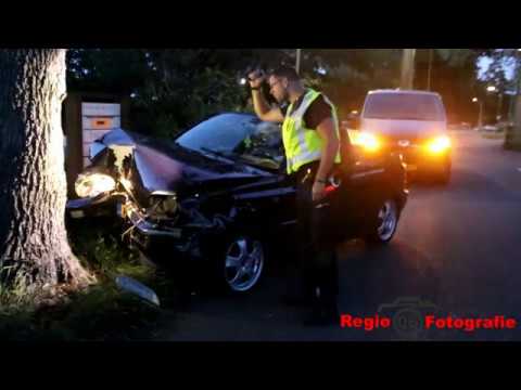 Auto botst op boom Deventerstraat Vaassen