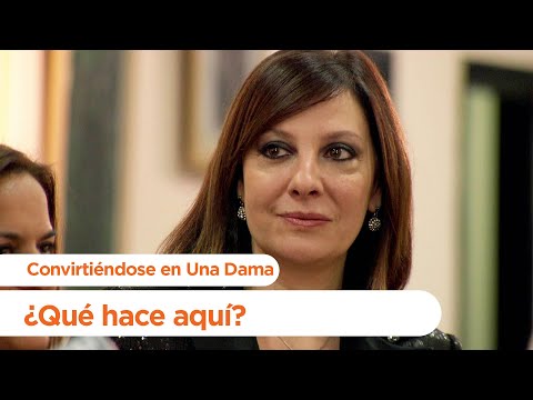 Nesrin está infeliz de ver a Hasret en el concierto - Convirtiéndose en Una Dama | Gönülcelen