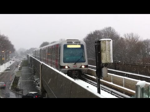 RET Metro Combi MG2/1 (met blanco rol) in sneeuw! - aankomst Heemraadlaan naar De Akkers