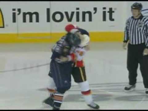 Robyn Regehr vs Zack Stortini