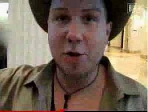 DJ Tomekk zeigt Hitlergruß und singt Deutschlandlied