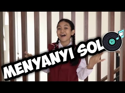 Menyanyi Solo //Dewa Ayu Lingga Sanjiwani