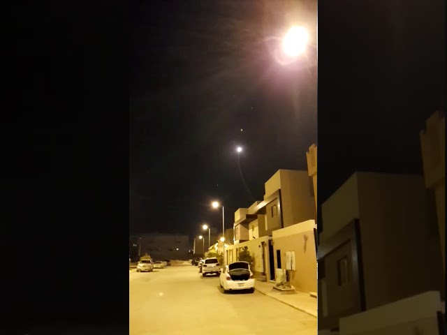 Video: Tujuh Rudal yang Ditembakkan Syiah Houtsi Berhasil Dijatuhkan di Atas Langit Arab Saudi