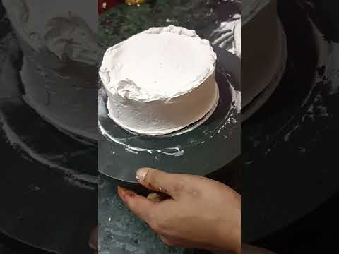 ½kg chocolate cake 🎂 simple design ❤️#sorts #ytshort #cakedecorating