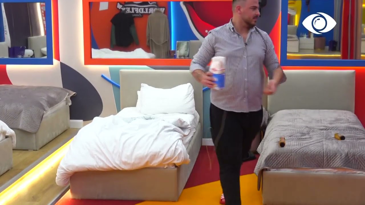 Ronaldo hedh miellin në shtratin e Bledit dhe Nitës