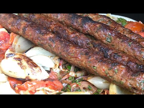 كباب حلبي, Kabab recipe, Syrian, Aleppo kabab recipe, moist and flavorful, with garlic sauce recipe.
