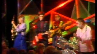 I Want To Be Straight - Ian Dury &amp; The Blockheads (TOTPS 1980)