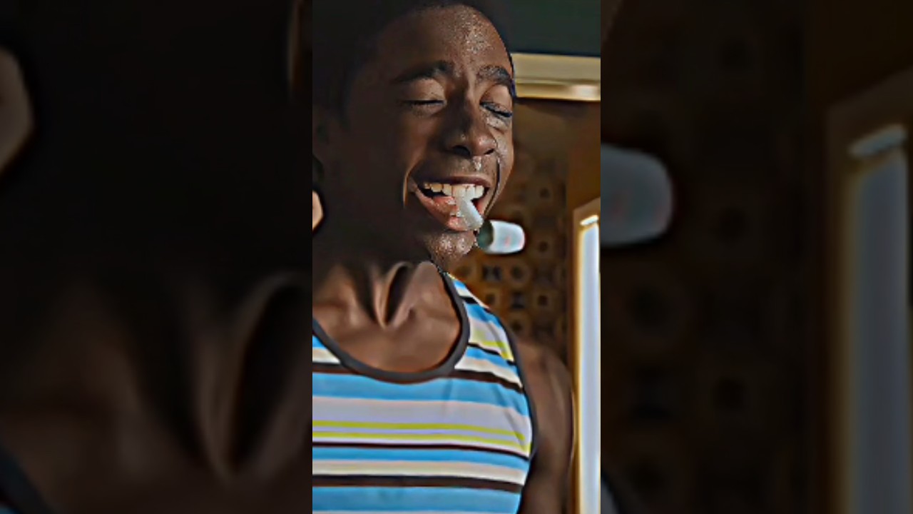 Max’s reaction is everything! 🙄😂 |stranger things | headlight | SQX studio