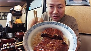 preview picture of video 'Toyokawa Inari 豊川稲荷はこんなのも揚げる！:Gourmet Report グルメレポート'