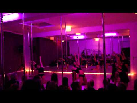 SHOWNIGHT NOVEMBER 2014 - Poledance - Rihanna - Diamonds (acoustic) - Anna and her Girls Class Girls