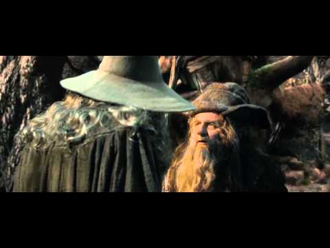 The Hobbit: The Battle of the Five Armies - Extended Edition: Radagast Giving Staff to Gandalf (HD)
