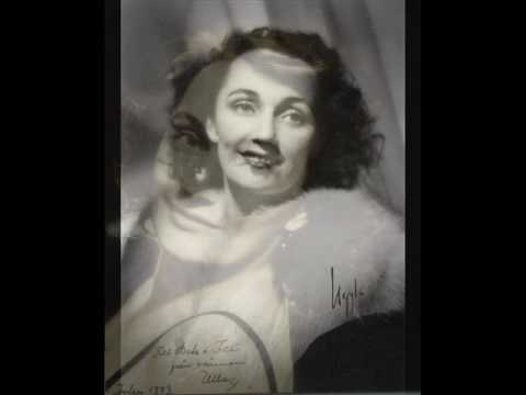 Ulla Billquist  - Stråken leker  (1943?)