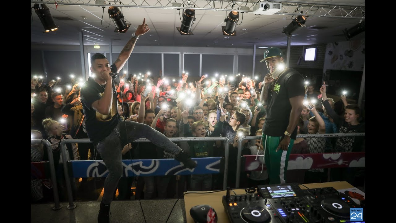 DJ duo Glow in the Dark - waar is dat feestje