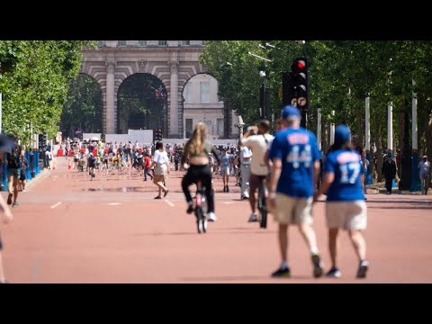 UK weathers its hottest June on record