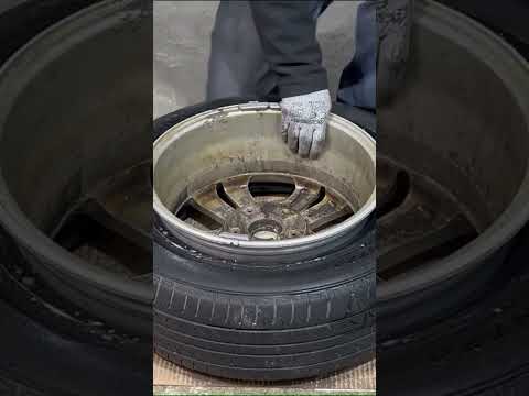 How to take a tire off the rim/easy/safe/smooth technique
