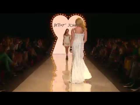 Betsey Johnson - Spring Summer 2012 Full Fashion Show - Phần 1