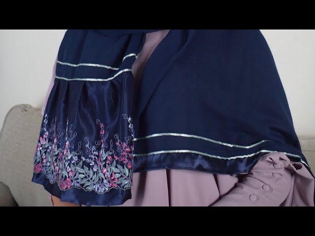 طرحة بوال كحلي مزينة بتل وشرائط