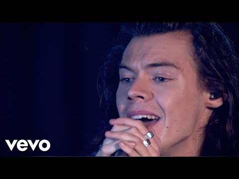 One Direction – Torn (Natalie Imbruglia cover in the Live Lounge)
