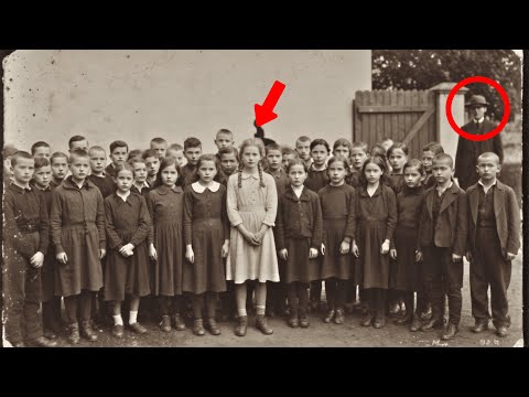 Das Schulbild Von 1925 Schien Normal… Bis Man Erfuhr, Dass Ein Mädchen Verschwinden Würde…