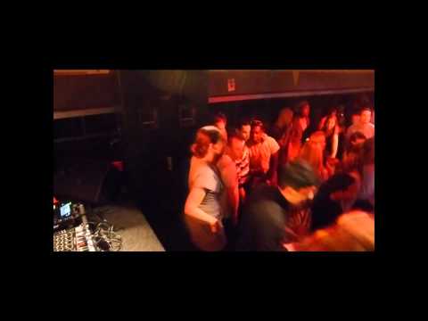 Alex Niggemann ''Paranoid Funk Tour Diary'' 14 De Julio 2012 @ UV BAR