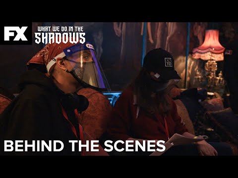 afbeelding Inside Look: How They Write In The Shadows