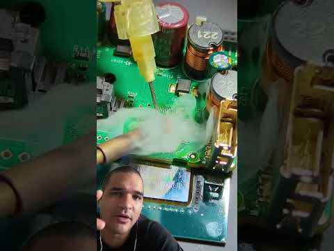 Vídeo: Como trocar o microcontrolador: 10 passos práticos