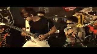 Download lagu Sang Pangeran From Pangeran Band (Original Video Clip) mp3