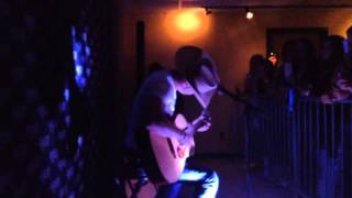 Middle Of Nowhere- Dustin Lynch- VIP acoustic 9/11/15