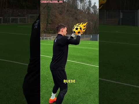 ¿Por Qué los Guantes de Portero de Fútbol Son Tan Pegajosos? 😱⚽ #shorts #core