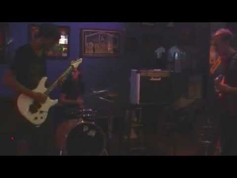 SUNNDIVER / WOLFSBURG SWEATER live @ The Stamp -- 05/24/2014