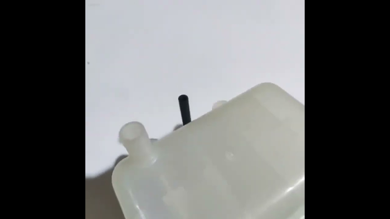 Auto Parts Engine Coolant Reservoir Expansion Kettle Tank for JAC Pickup T6 T8 1311010p31g3, Auto Pa