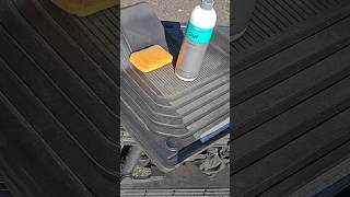 Koch Chemie Guf 🧪 Anti-Slip Rubber mat restorer ⭐ 8/10 - #kochchemie #cardetailing #rangerover