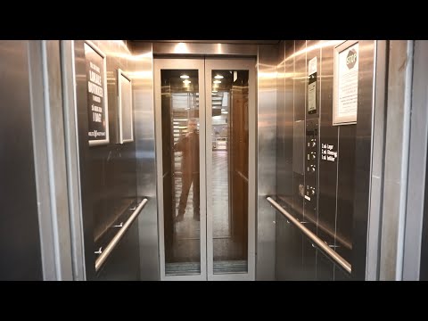 1996 Thyssen hydraulic elevator @ Holte Midtpunkt, Holte, Denmark