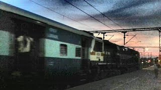 preview picture of video 'GOC WDP 4D Arrives Pugalur | Train No. 56109 Tiruchirappalli - Erode Passenger | INDIAN RAILWAYS'