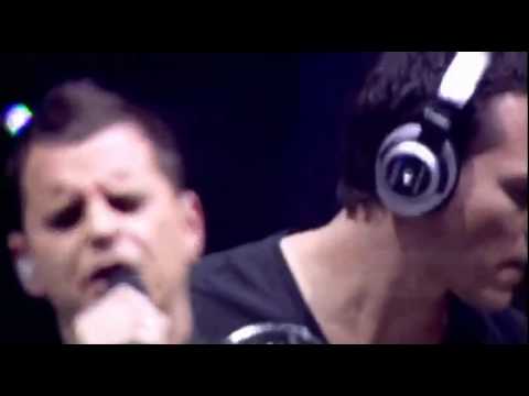 Tiesto Live 'In the dark' with Christian Burns singing live