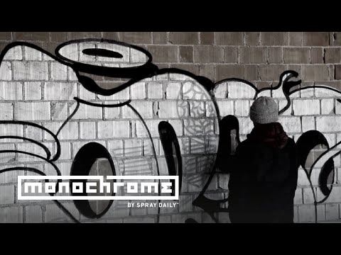 MONOCHROME 042 - HORSO197