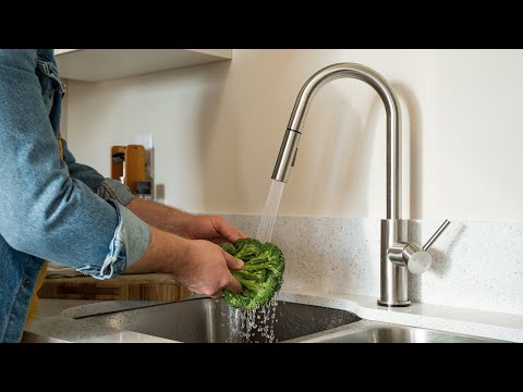 Modern RV Streamline Pull-Down Kitchen Sink Faucet  (Dura Faucet DF-MK530)