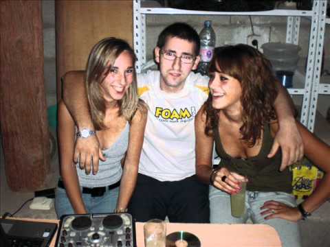 dj sergiete la corrala.wmv