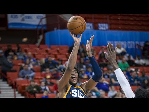 Diamond Stone goes for 30 & 12 vs. Sioux Falls