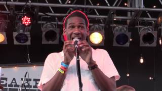SXSW Leon Bridges & The Texas Gentlemen Flowers