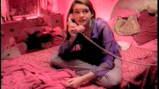 Anne Hathaway starring in an old Cincinnati Bell commercial
