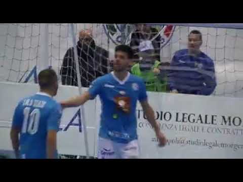 Gol de Patias de cabeza contra Pesaro