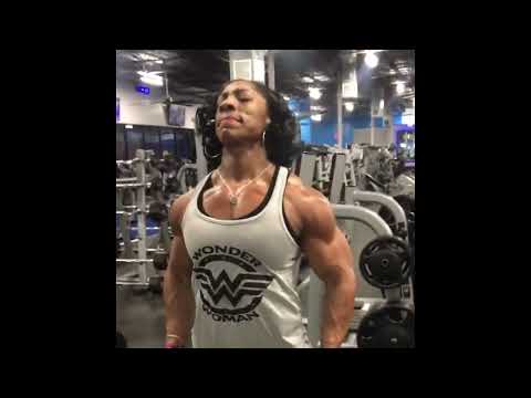 Towanda Smith Bicep Curls