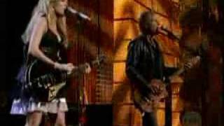 Carrie Underwood and Lindsey Buckingham - Go Your Own Way