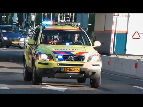 2X MMT Voertuig 13-901, 13-161 & Micu 13-302 Achter elkaar aan Naar en vanaf het VUMC met Spoed/A1