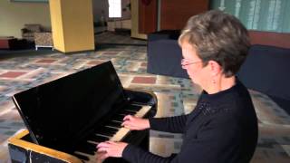 Video thumbnail for The Nutcracker's celesta with Kelly Zuercher by Colorado Springs Philharmonic