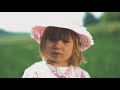 něco něco • Neřvi mi do ucha